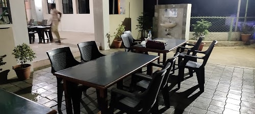 Hotel Vatika Dhaba
