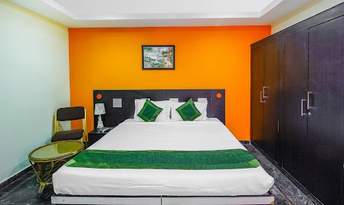 Treebo Trip Royal Grand Inn - Hotel in Gachibowli Hyderabad