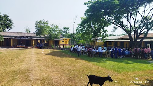 Kaurbaha Navamilan High school Playground