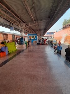 Platform 9 gorakhpur junction