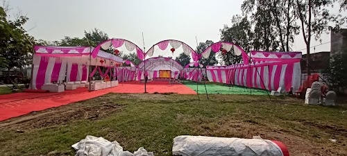 Apna tent house ?