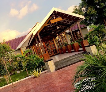 Pride Rock Resort & Restaurant