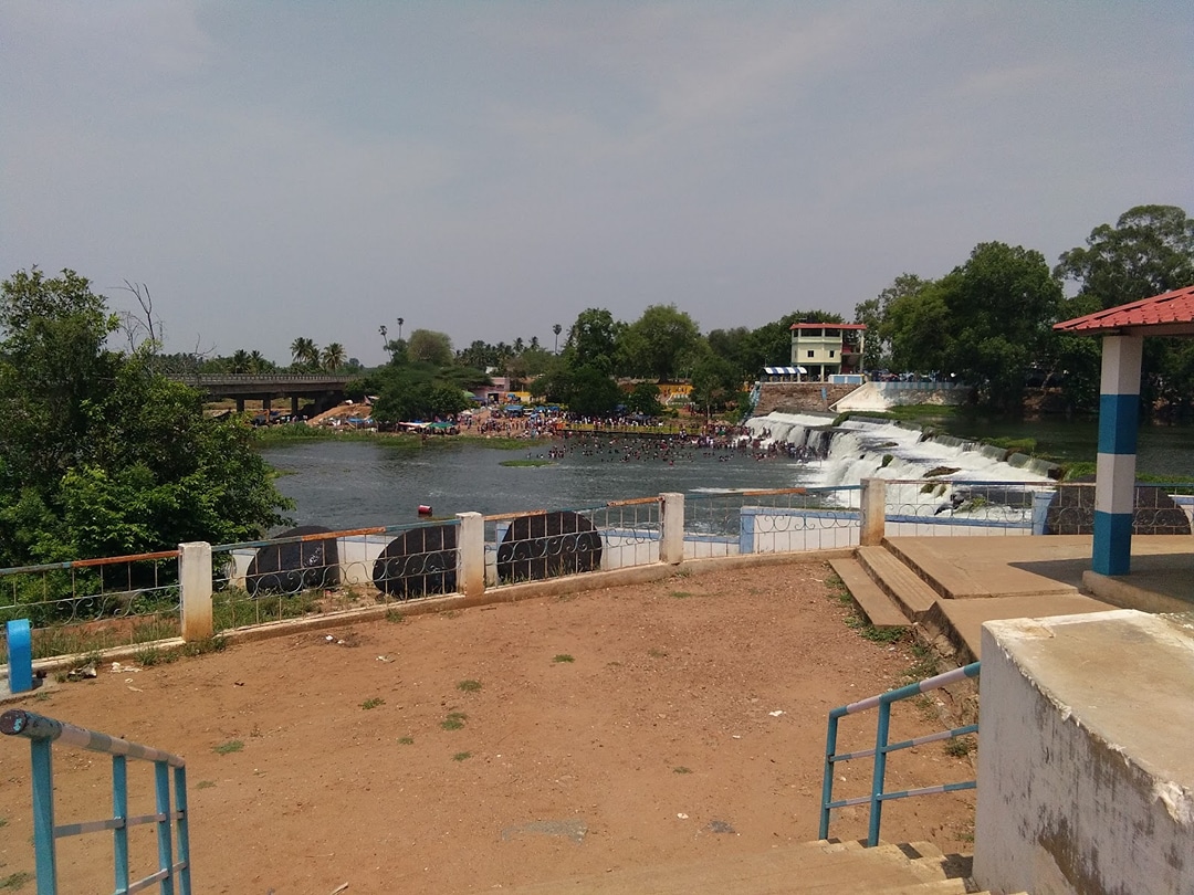Kodiveri Dam