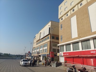 Regal Civic Center