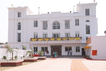 Tathastu Hotel & Banquet Hall