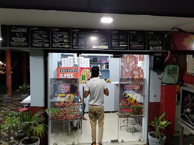 PIZZA COUNTRY