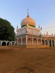 Dargah Hazrath Syed Shamsuddin Shah Quadri Aijazi Al Maroof Nana Hazrath Qibla RH