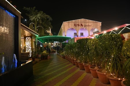 USA Gardens Hotel And Resort