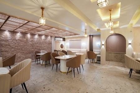 Hotel Square 36