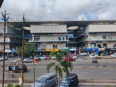 Shoppers Gate