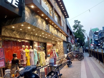 V-Mart