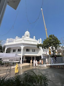 Gurudwara Guru Nanak Sheetal Kund