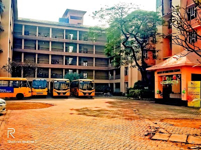 Adamas International School