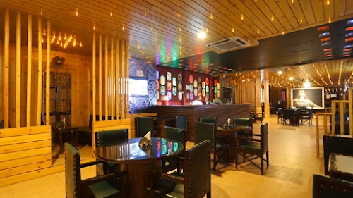 Ice Cube Lounge, Melrose Inn, Marris Road, Aligarh