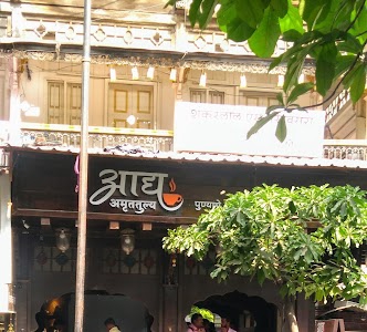 Tamboli Masjid Chowk