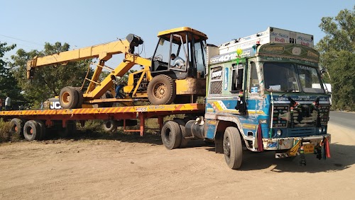 NEW DELHI GUJARAT TRAILOR SERVICE