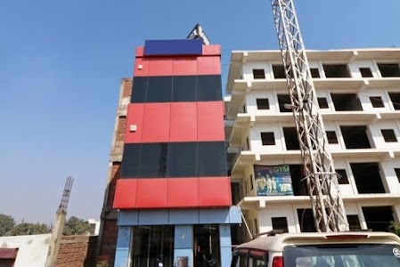 OYO 11572 Hotel Radha Regent
