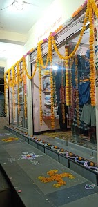 Shiv shakti dresses and sare centre