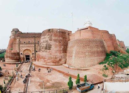 Qila mubarak ( Razia Sultana)