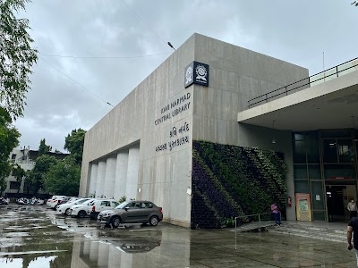 Kavi Narmad Central Library