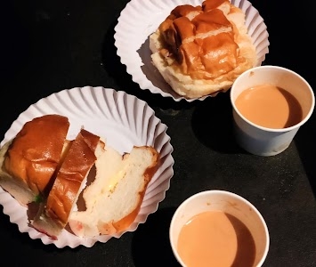 Qutuz Irani Tea Hotel