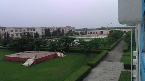 indus university