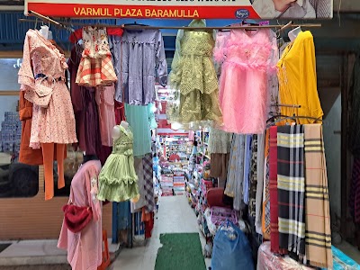 Varmul plaza