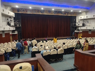 Sarat Sadan
