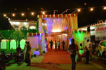 Royal Garden, Khatauli