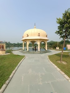 Kaaliya Naag Mandir