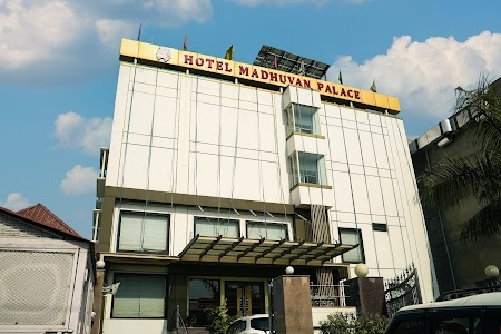 HOTEL MADHUVAN PALACE