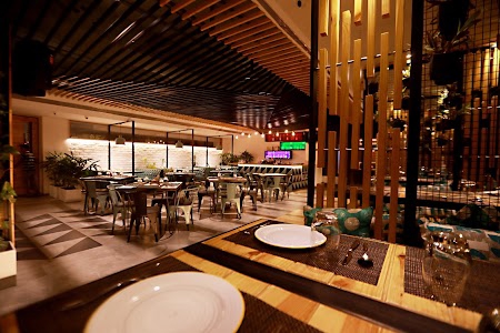 Aasman Restaurant