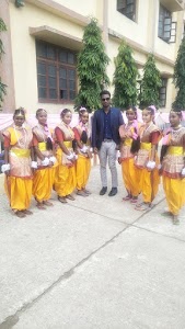 Holy Cross M/H School, Berada,Chowka
