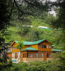 Ifeelhimalayas Cafe & Cottages
