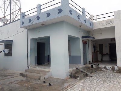 Khariya Neev