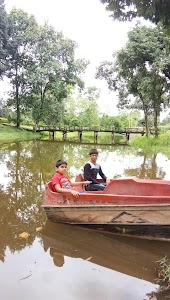 Padumoni Than Park