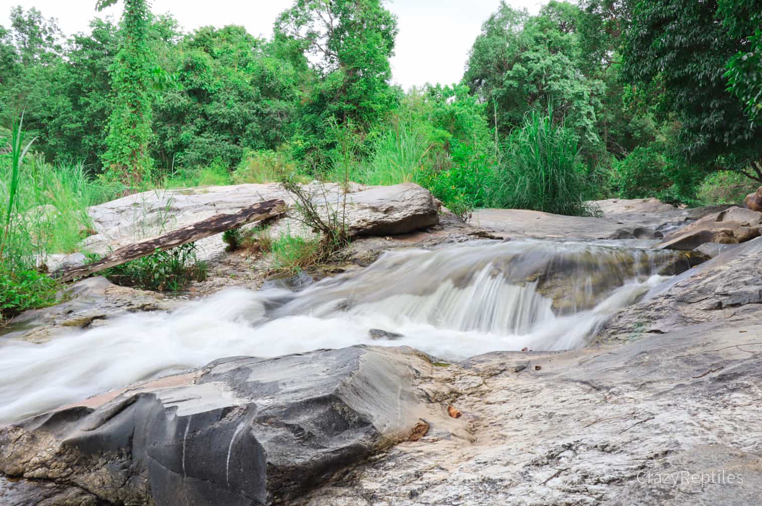 Pha Khun Na Waterfall