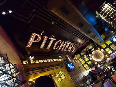 Pitchers Cafe Bar