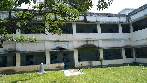 Pundigram High school