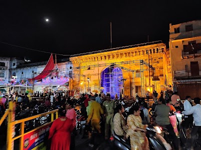 Manek Chowk