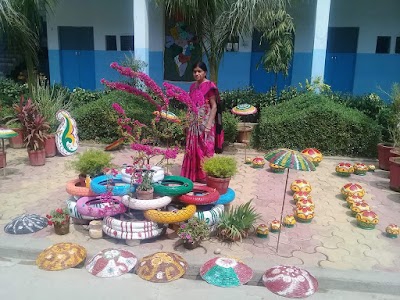 Rakhee Public School