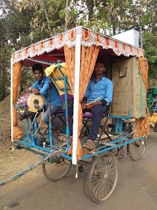CHAKRAVARTY BAND PARTY