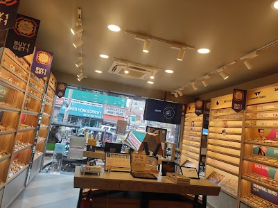 Lenskart.com at Orderly Bazar, Varansi