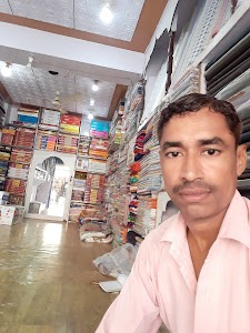 MUNEEM JI VASTRA BHANDAR