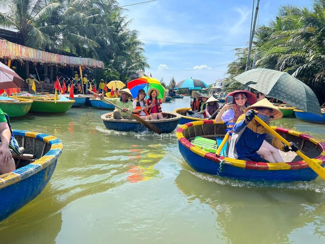 Bá Lộc Coconut