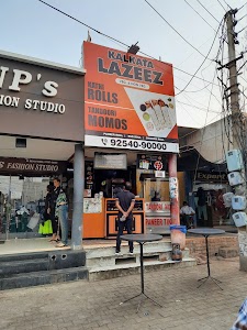 Kalkata's Lazeez Kathi Rolls & Tandoori Momos