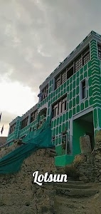Lochum haidary manzil