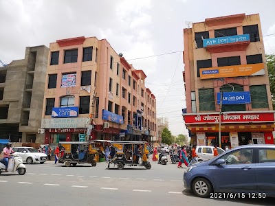 Sonu Monu Complex