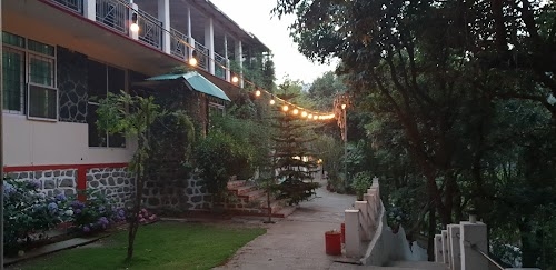 Hotel aamod bhimtal