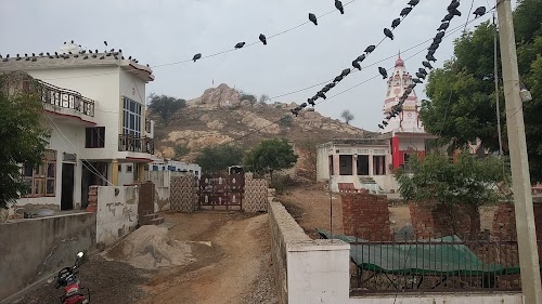 शिवजी और बालाजी मंदिर